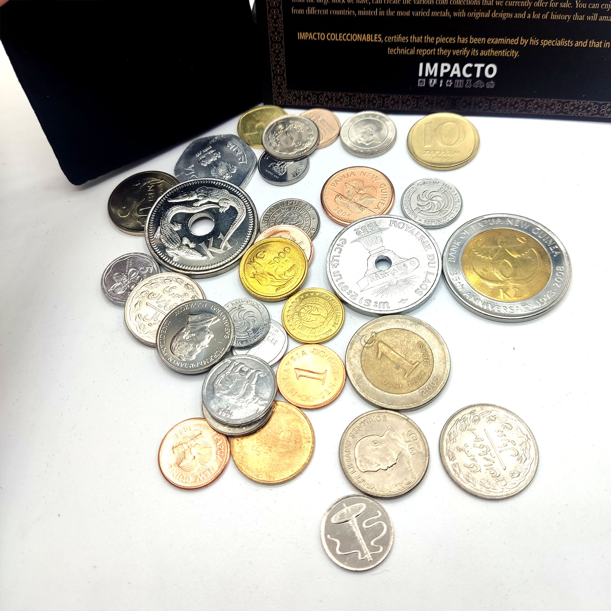 Colección Exclusiva de 30 Monedas de Asia de los siglos XX-XXI