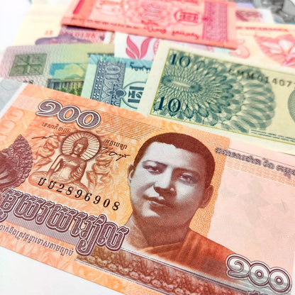 Colección de monedas del mundo: 25 billetes diferentes 